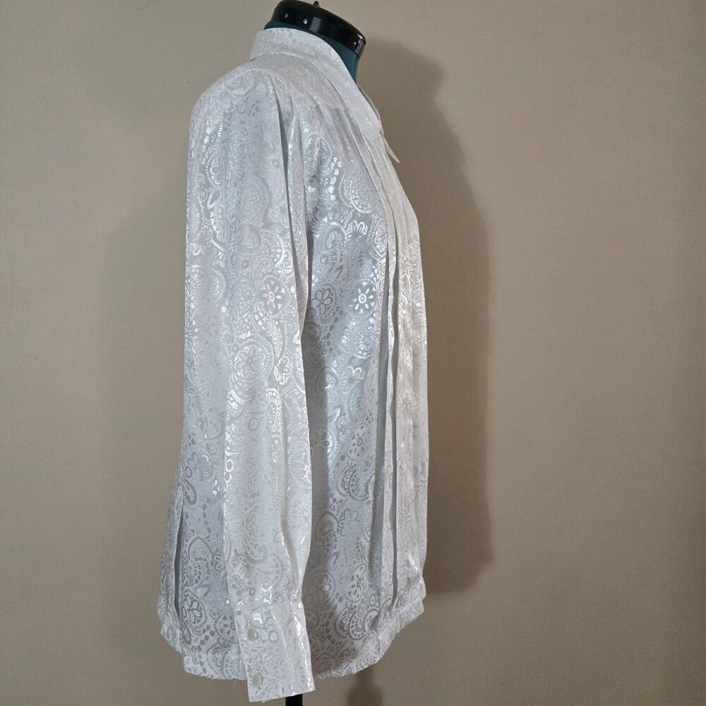 Vintage 80s White Satin Jacquard Blouse Pleated Front Whimsigoth Poet Ren Faire - Picture 2 of 8